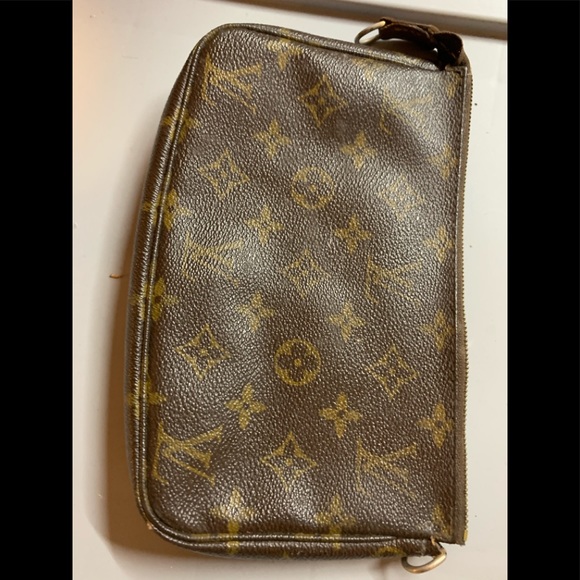 Vintage 1990’s Louis Vuitton Pochette no handle - Picture 1 of 9